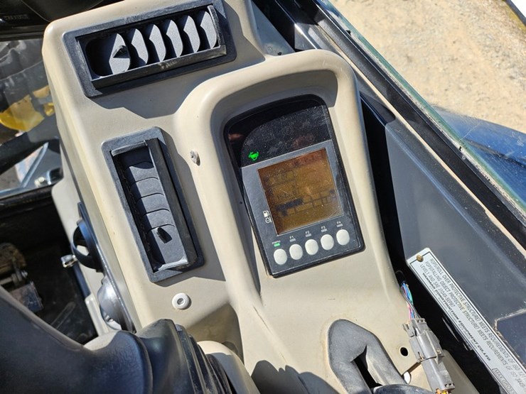 yanmar-vio45-image-27