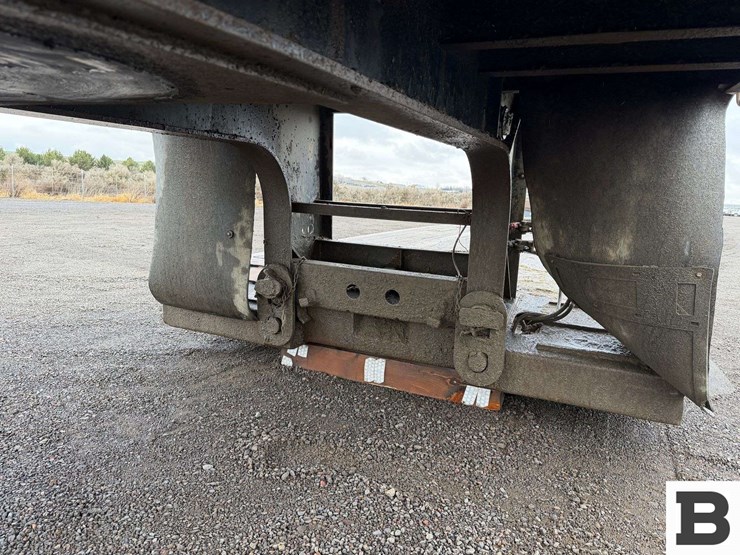 2005-fontaine-low-bed-trailer-image-12