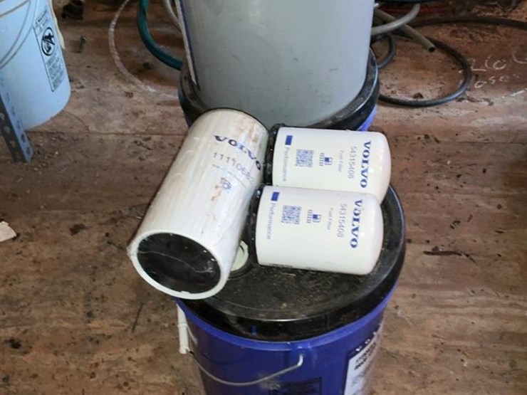 #271-•-volvo-fluids-and-filters-image-3