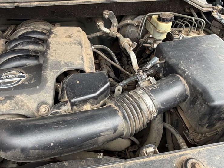 2004-nissan-titan-image-35