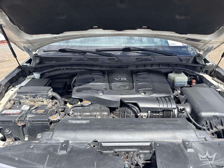 2012-infiniti-qx56-image-5