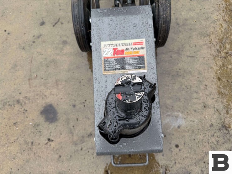 pittsburgh-22-ton-air-hydraulic-floor-jack-image-4