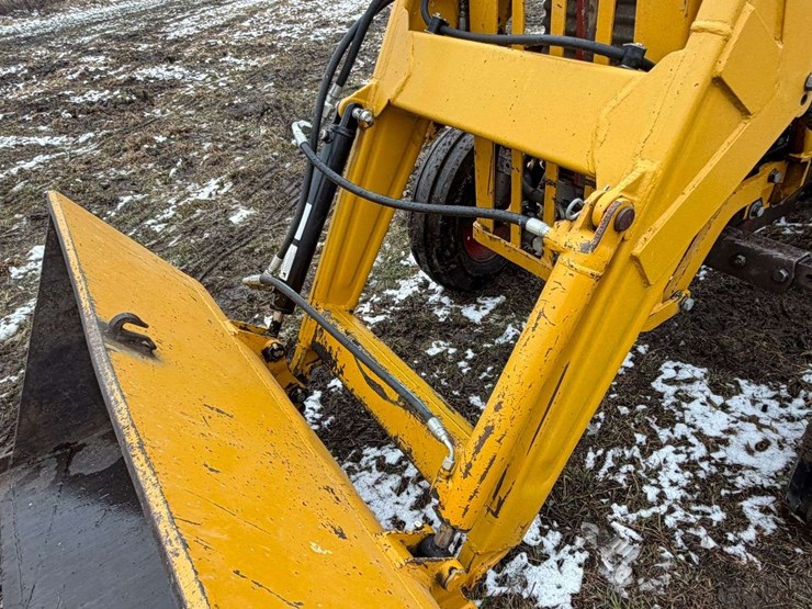 massey-ferguson-65-image-11