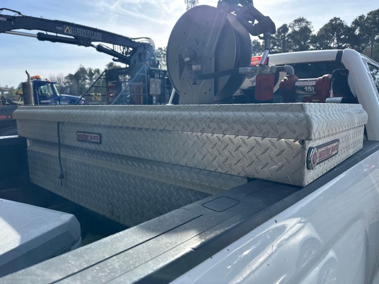 2015-chevrolet-silverado-2500-image-5