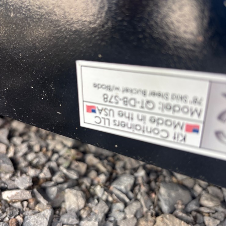 #1054 • 78 in. Bucket With Single Blade