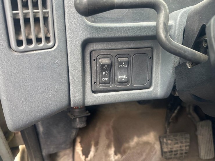 2002-international-4300-sba-image-22