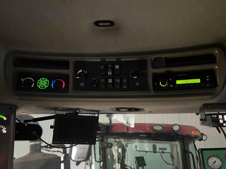 2012-case-ih-steiger-350-hd-tractor-image-12