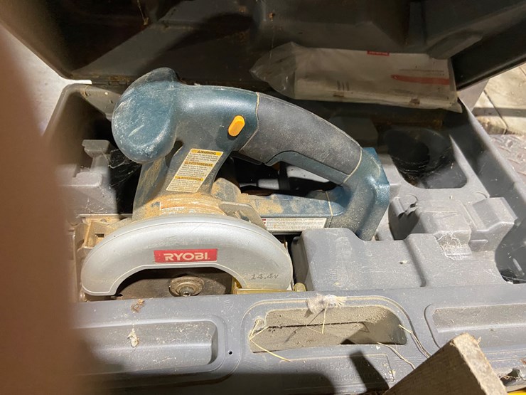 #118-•-scroll-saw,-radial-saw,-and-misc-image-2