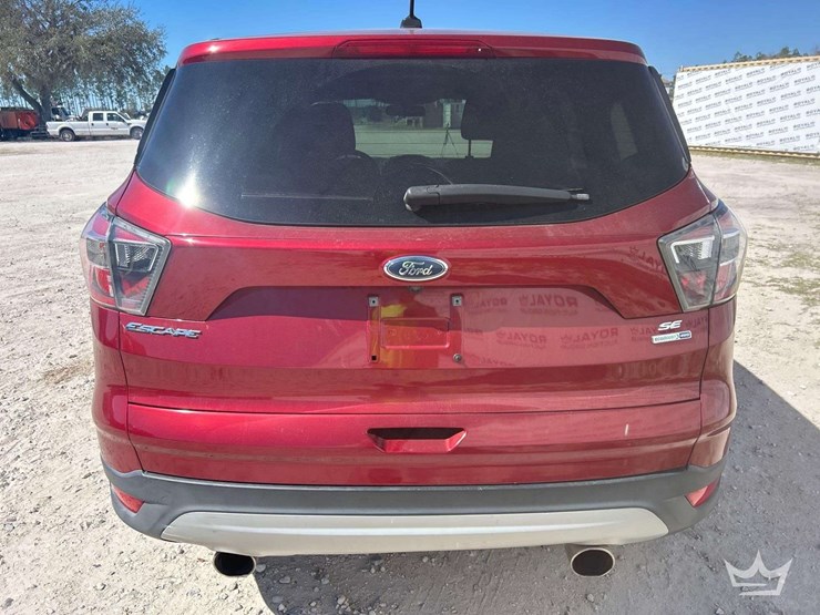 2017-ford-escape-image-28