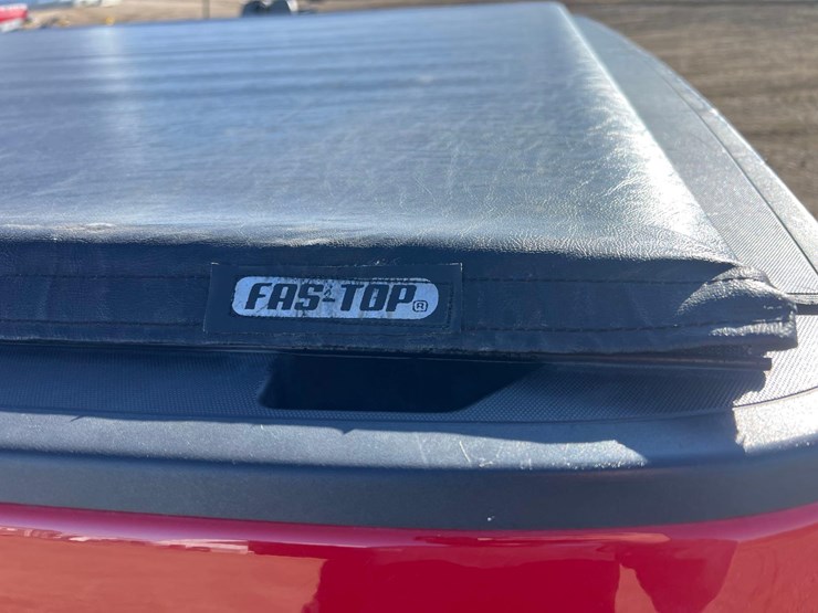 2015-chevrolet-silverado-1500-image-8