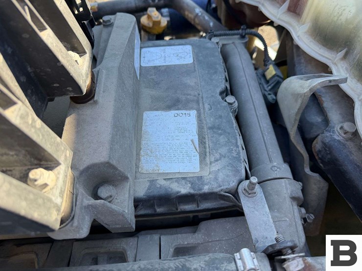 2019-freightliner-cascadia-126-image-53