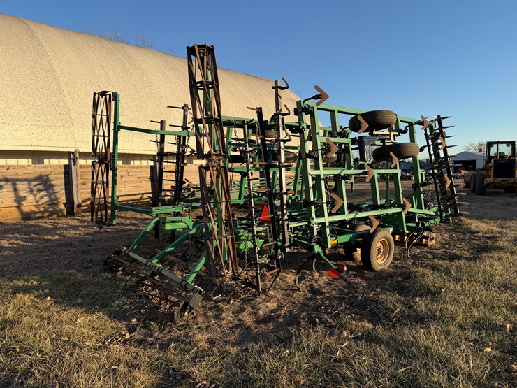 great-plains-8324dv-image-6