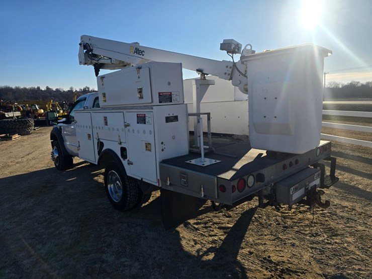 2008-ford-f550-image-3