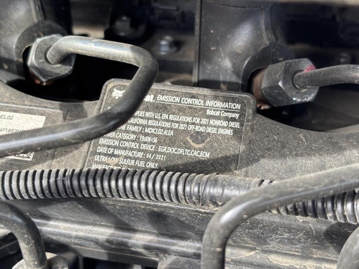 2021-bobcat-s590-image-28