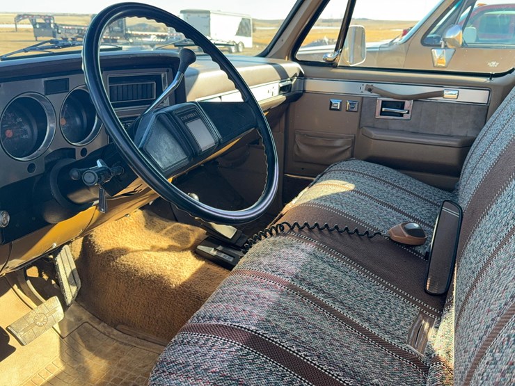 1984-chevrolet-k10-image-16