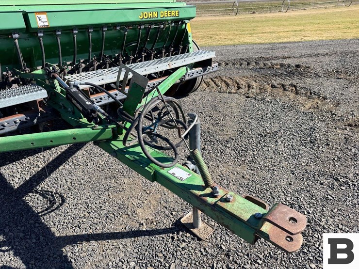john-deere-450-image-9
