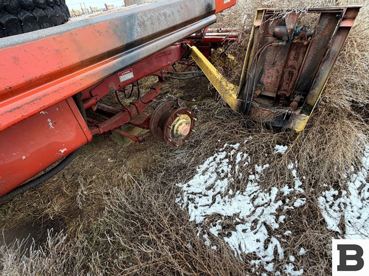 new-holland-1095-image-10