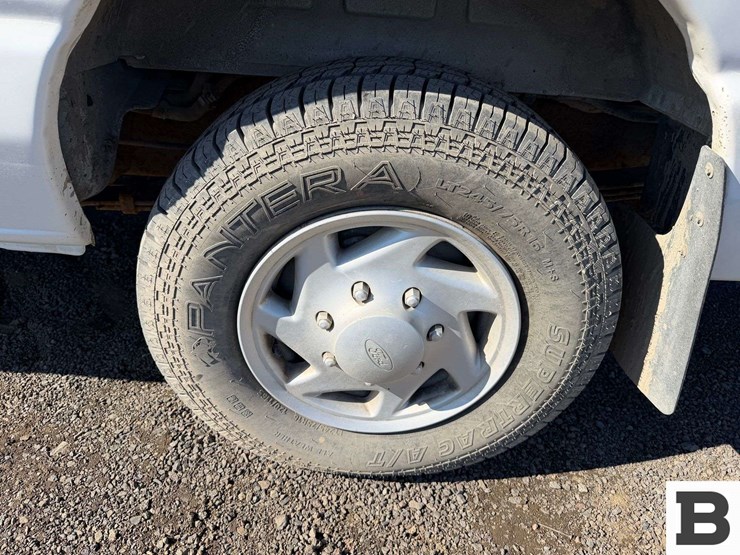 1999-ford-econoline-350-image-14