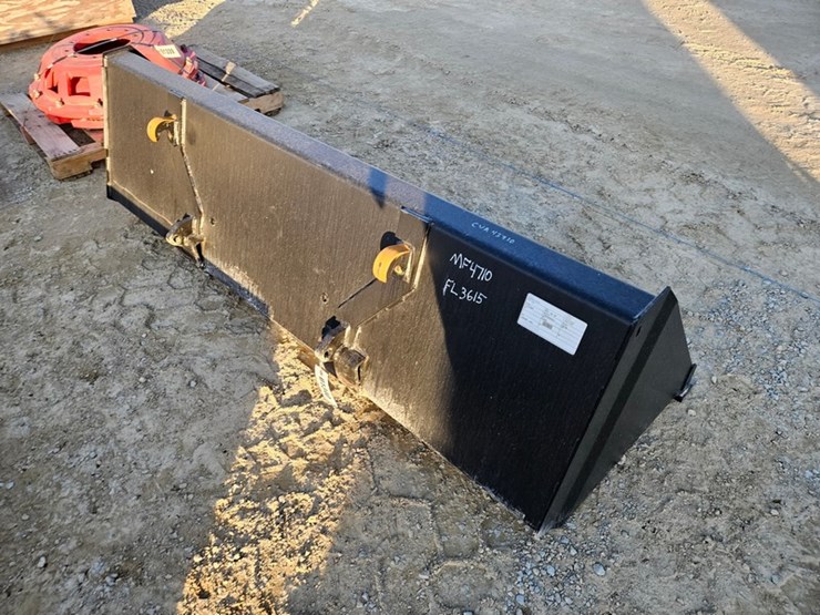 massey-ferguson-4710-image-3