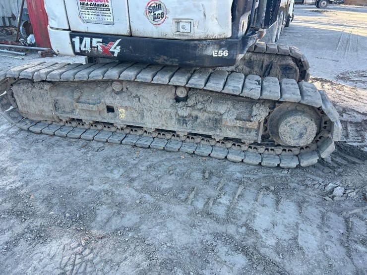 2020-link-belt-145x4-zero-swing-hydraulic-excavator-image-14