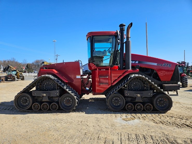 case-ih-375-image-6