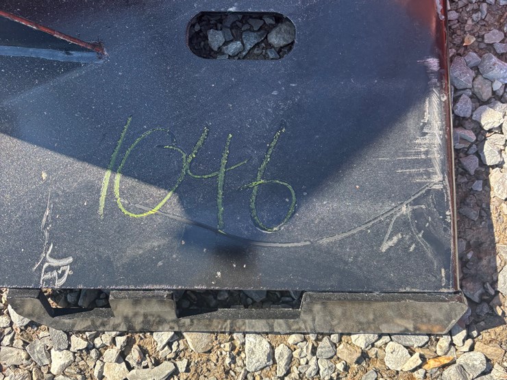 #1046-•-skid-steer-2-in.-hirch-reciever-image-1