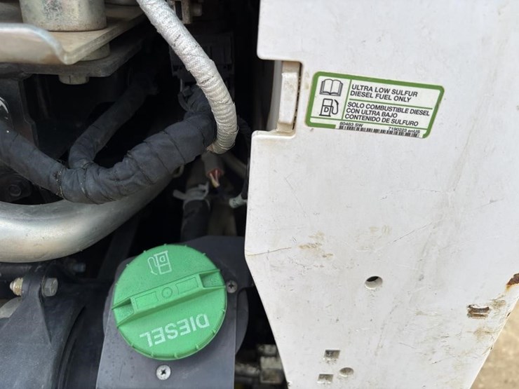 2018-bobcat-t770-image-21