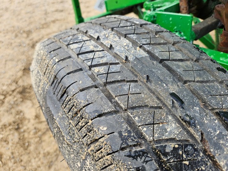 john-deere-5-image-23