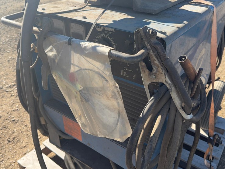 miller-f-54-e-welder-image-10