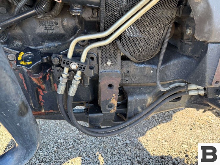 new-holland-t4030f-image-37