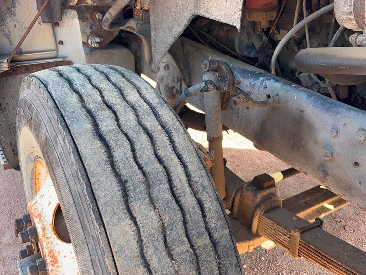 1992-ford-l8000-image-20