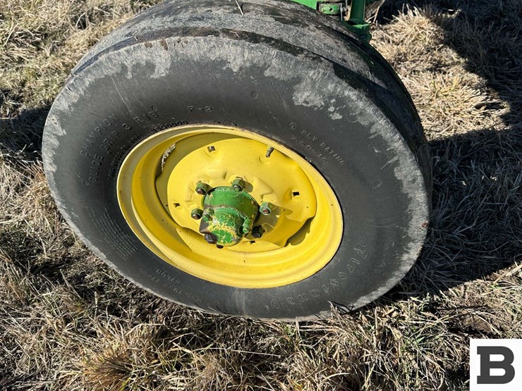 john-deere-2555-image-11