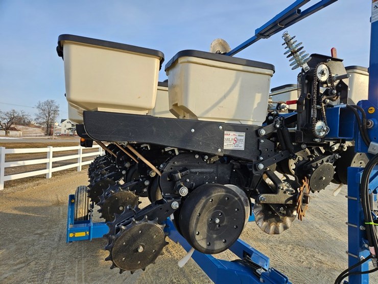 2019-kinze-3500-image-18