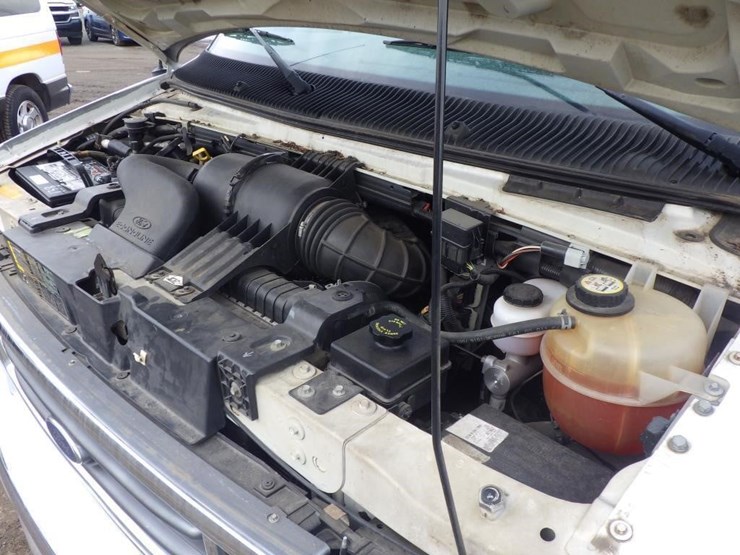 2006-ford-cargo-image-9