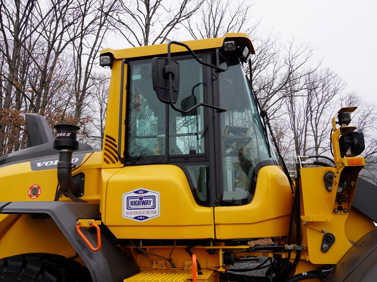 2022-volvo-l60h-image-49