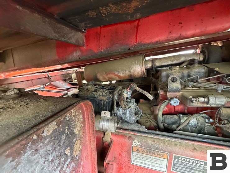 new-holland-1095-image-9