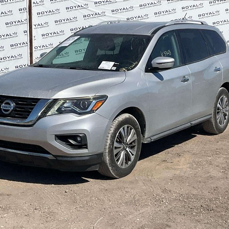 2017 NISSAN PATHFINDER
