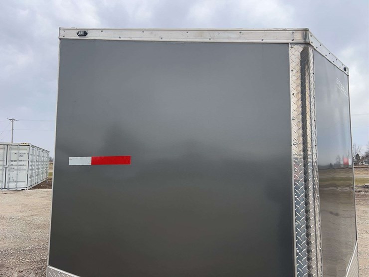 2016-stealth-viper-24'-enclosed-trailer-image-13