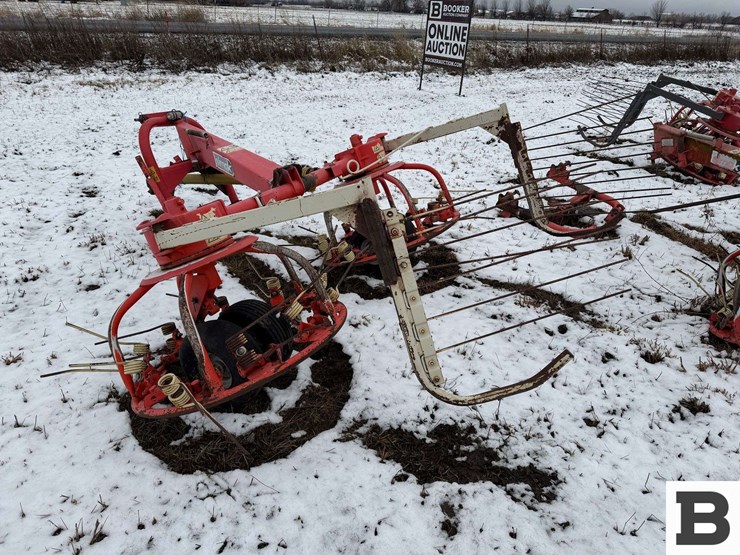 simak-haymaker-hm300-tedder-image-2