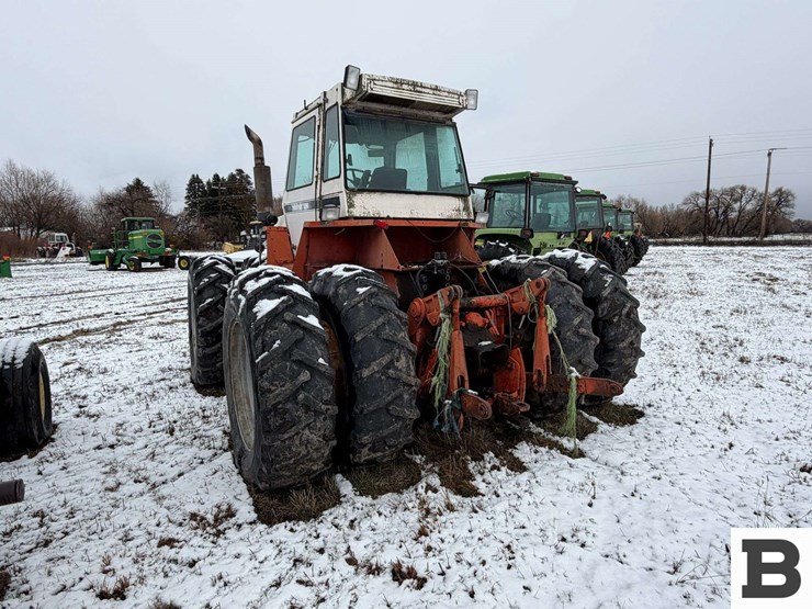 case-2670-tractor-image-3