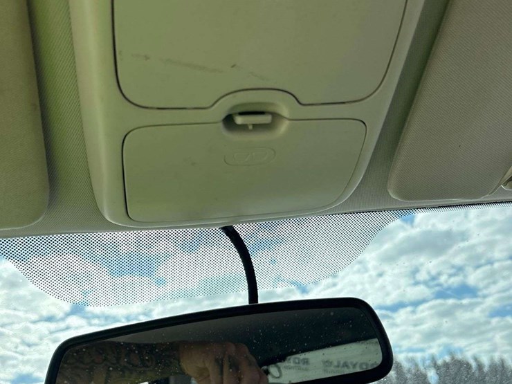 2012-ford-escape-image-19