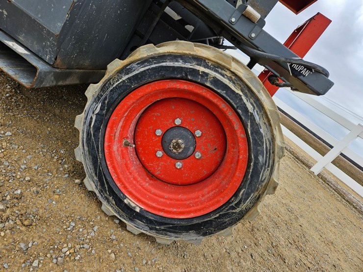 2017-skyjack-sj6832rt-image-36