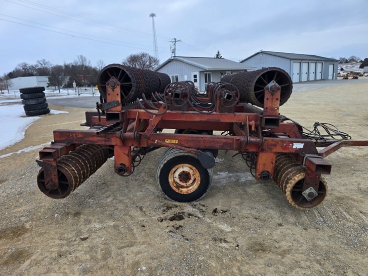 international-415-image-6