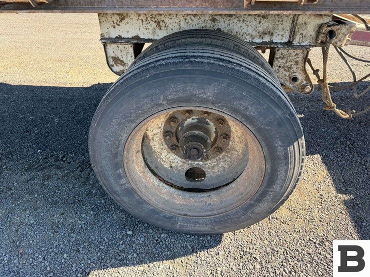 1959-utility-flatbed-trailer-image-11