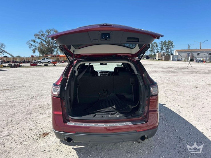 2015-chevrolet-traverse-image-24