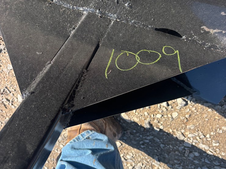 #1009-•-mini-universal-skid-steer-trailer-mover-image-1