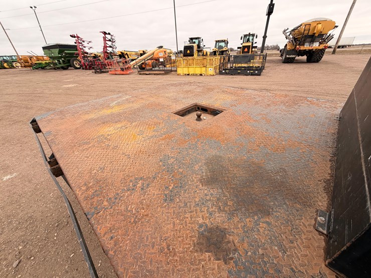 2015-ford-f550-image-11