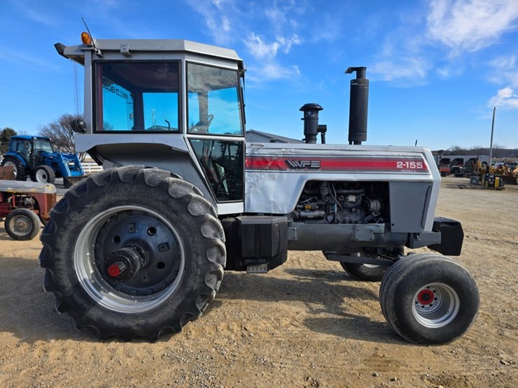 white-2-155-image-11