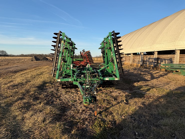 great-plains-8324dv-image-2
