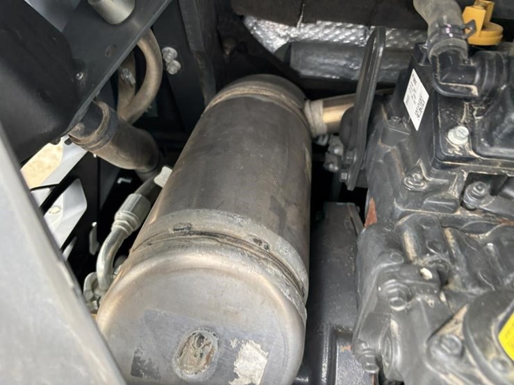 2021-bobcat-e60-image-56